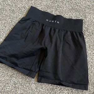 NVGTN l short leggings